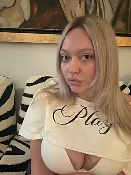 misstitmouseofficial's Live XXX Chat