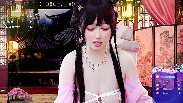 Pokazy przed kamerką – LuckyCute-Tutu