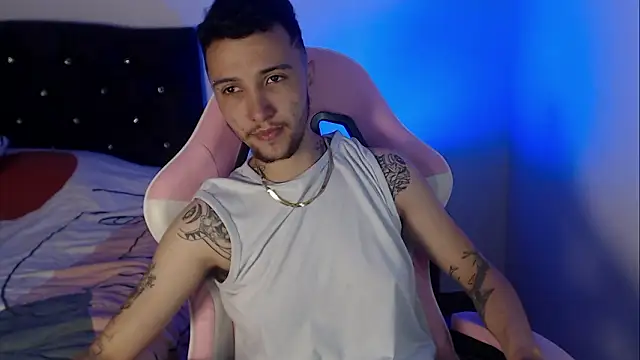 MacallanFtm: вебкам-шоу