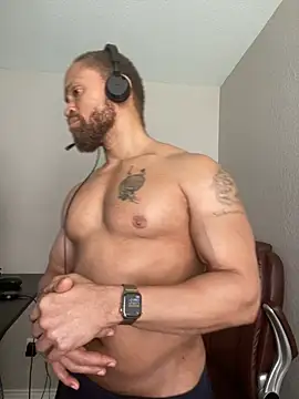 Czat XXX na żywo – Fathero1time