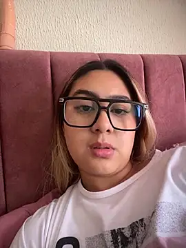 دردشة Miabonnett_ الجنسية المباشرة