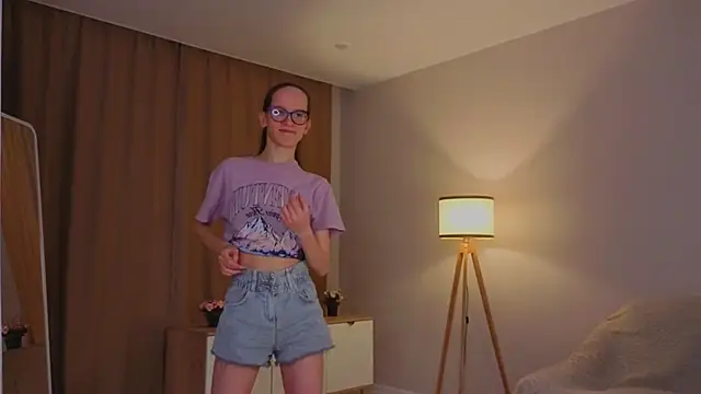 BettyBrowni élő XXX-chatje