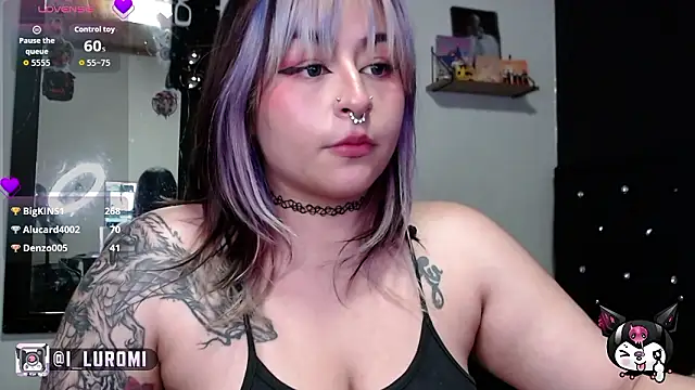 Iluromi: απευθείας συνομιλία ΧΧΧ