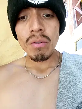 Živý XXX chat serranoandre