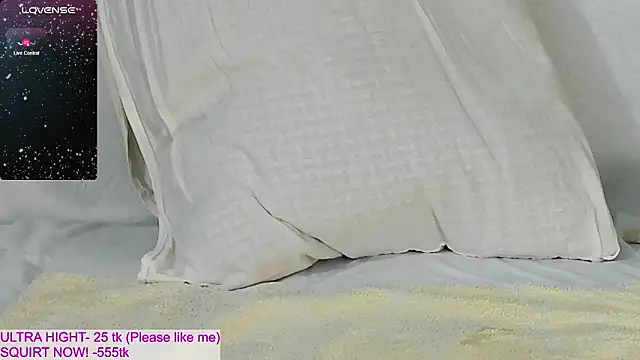 Chat +18 de kitty69grey ao vivo