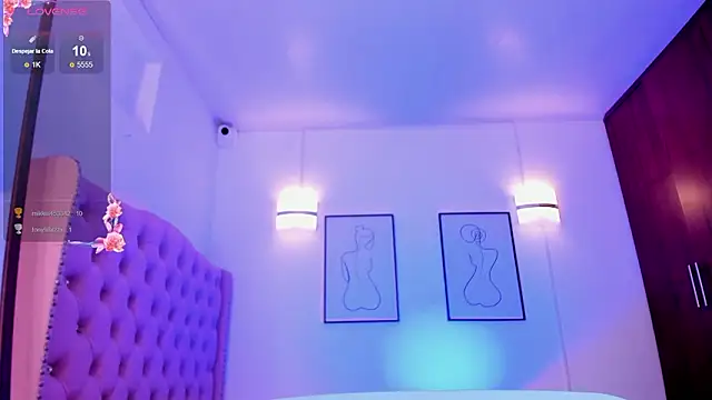 Laaura-Velez: онлайн-секс-чат