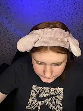 NicollVeys Adlı Modelin Canlı XXX Sohbeti