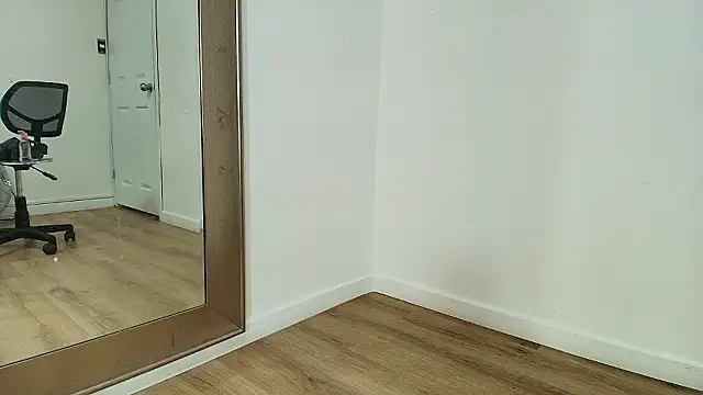 Онлайн чат XXX Katey_Curvy01_