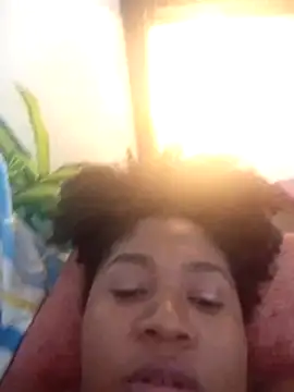 Megan-Small: онлайн-секс-чат