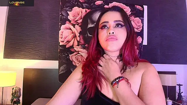 EvaaFoxxy1 – Live XXX-chat