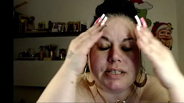 andreea2011 Adlı Modelin Canlı XXX Sohbeti