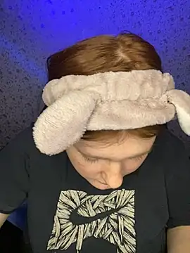 Show modela NicollVeys na web-kameri