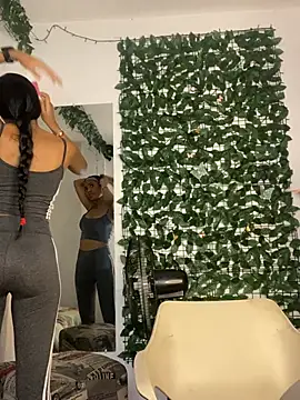 Jazmin_chell élő XXX-chatje