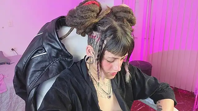 _sharlotte777 라이브 XXX 채팅