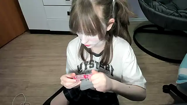 Yoonhee_ki Live XXX-chat