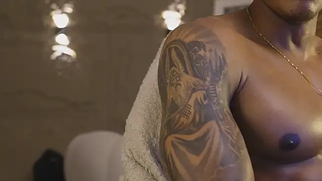 دردشة Logan_Varela الجنسية المباشرة