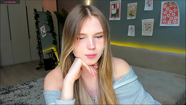 linakorvin's Webcam Show