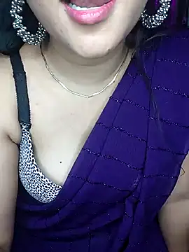 Chat XXX en directo de Saumyy