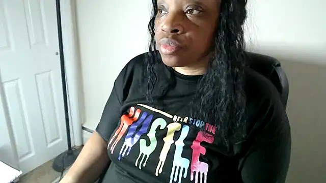 Sexymona1218: απευθείας συνομιλία ΧΧΧ