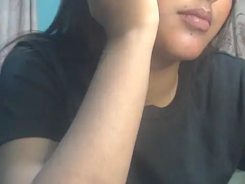 NancyRuvi's Live XXX Chat