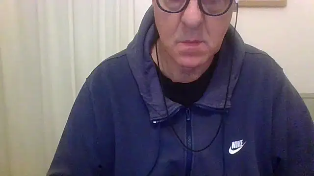 ANONIMO7735 Webcam-Show