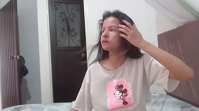 nathaly_jones_ – Naživo XXX chat