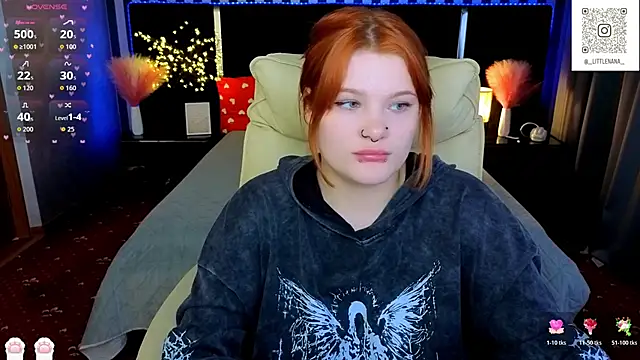 Show modela Clumsy_Nana na web-kameri