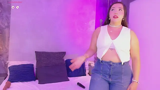 Živý XXX chat Hannah-Prada