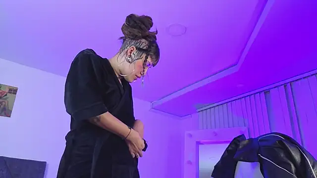 _sharlotte777 라이브 XXX 채팅