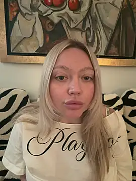 misstitmouseofficial's Live XXX Chat