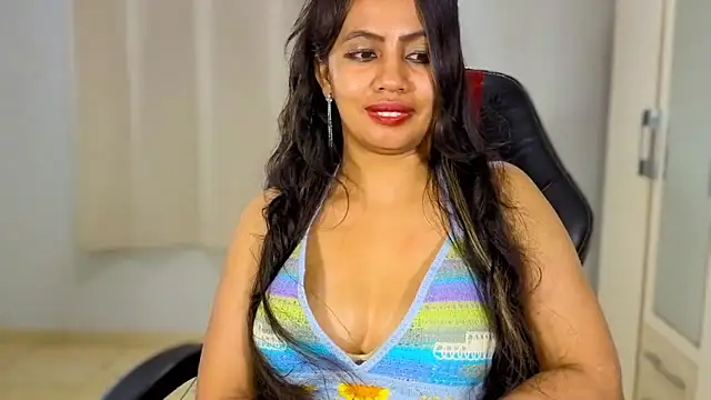 دردشة FannyXhot الجنسية المباشرة