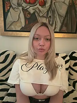 misstitmouseofficial: απευθείας συνομιλία ΧΧΧ