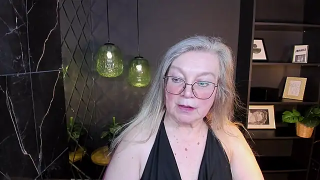 NataliMellow's Live XXX Chat