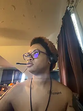 nickytheehawtie élő XXX-chatje