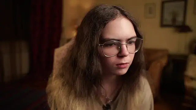 MyrlZangger Chat XXX live