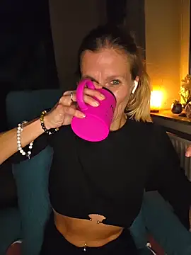 Chat +18 de yola181 ao vivo