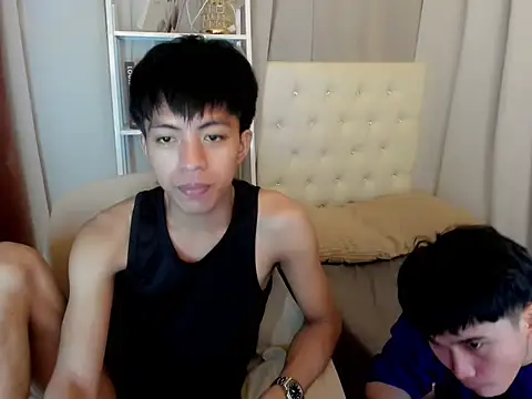 Pokazy przed kamerką – davincihugecock