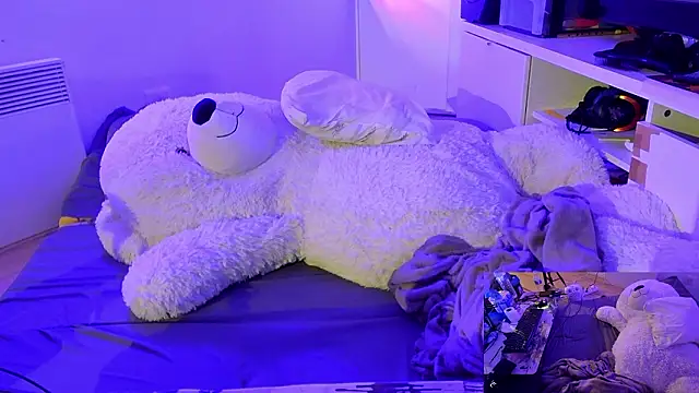 CeriseLapine 即時 XXX 聊天