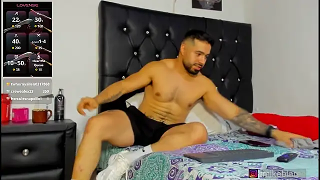 Онлайн чат XXX mikeblaree