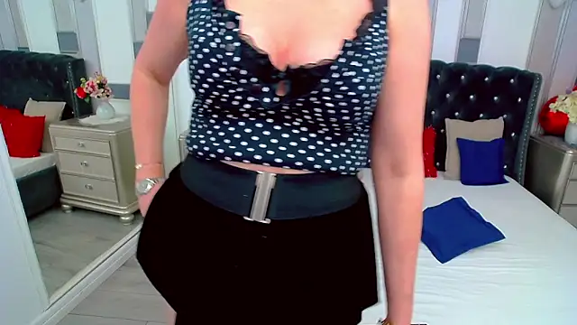 SuzzySun Live XXX-chat