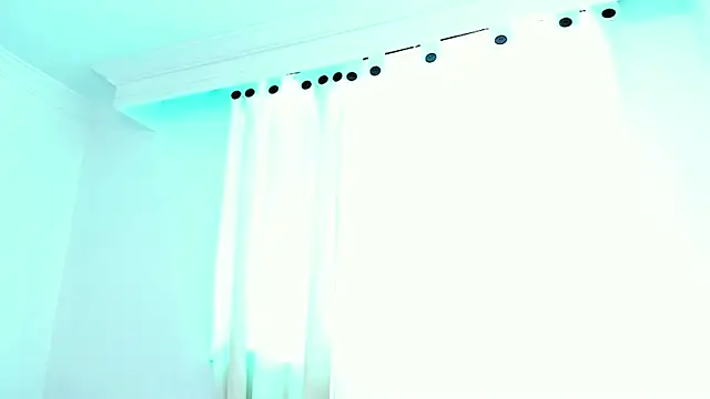 canelleGarces Live XXX Chat