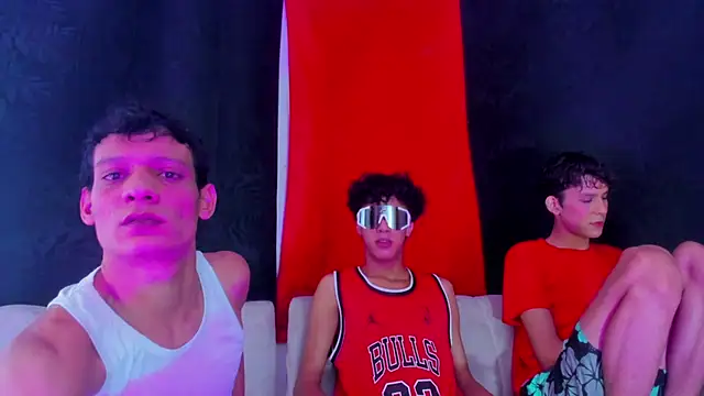 Pleasure_boys_hot Webcamshow