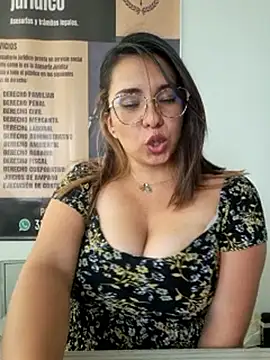Chat XXX en directo de ISABELLA-24_