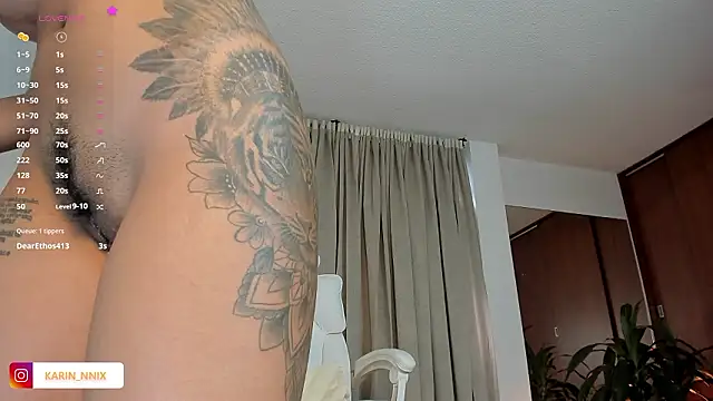 Chat XXX en directo de karinnixx