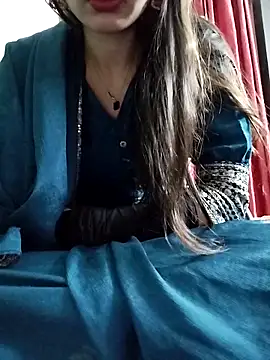 XXX chat uživo modela Noor_Darliing