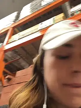 LeaGambit__: απευθείας συνομιλία ΧΧΧ