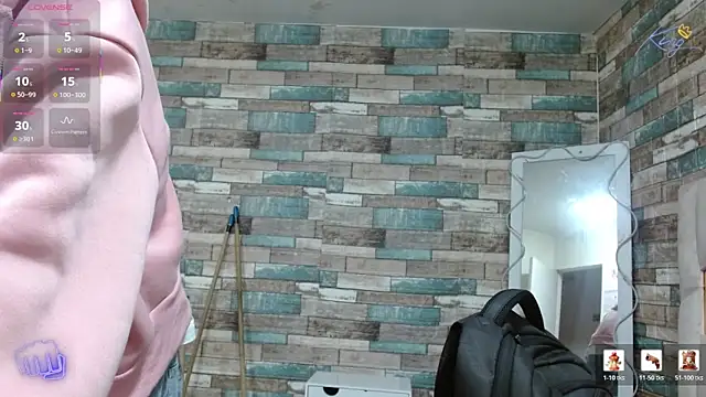 XXX chat uživo modela osamu_tay