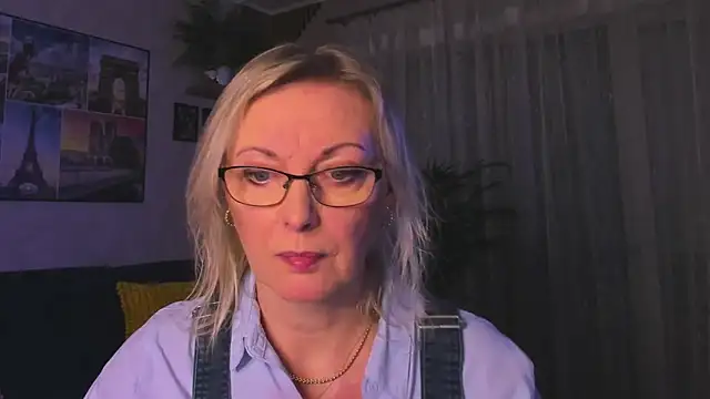 vanessa_chat Pertunjukan Webcam