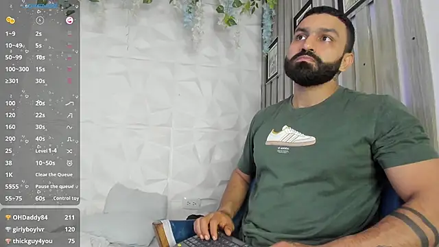 LeonidasKaiser live XXX chat