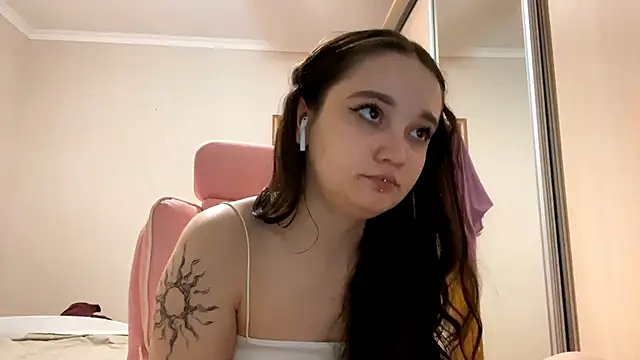 TrulaPhay Obrolan Langsung XXX